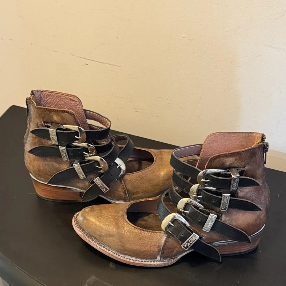 Like New Freebird Brown and Black Ankle Boots